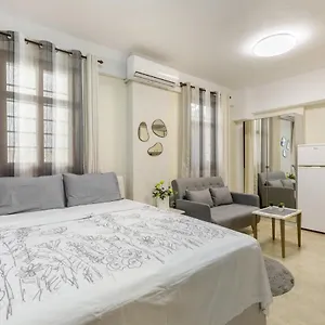 Pearl Free Private Parking Θεσσαλονίκη